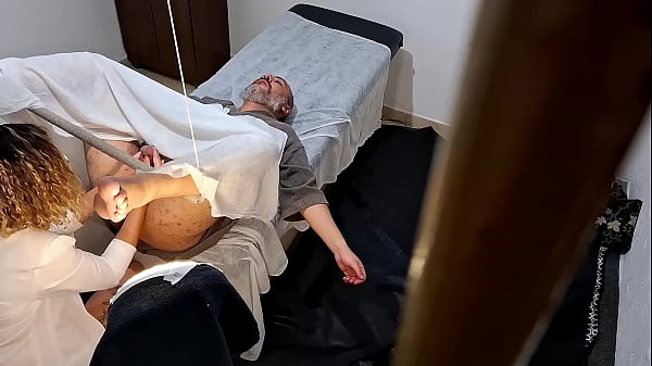 Врач трахнул пациента страпоном, проверка простаты закончилась анальным сексом